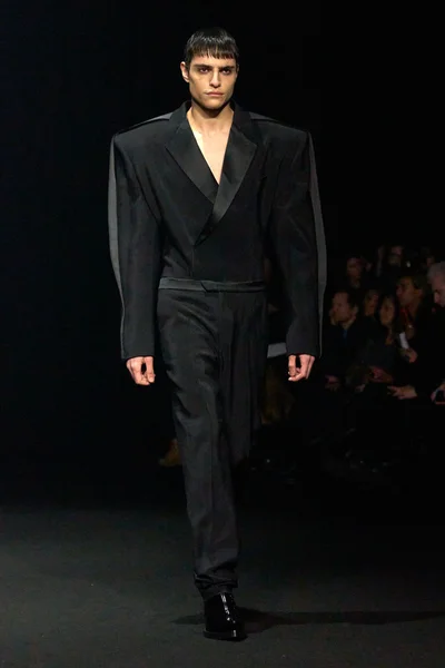Look 31